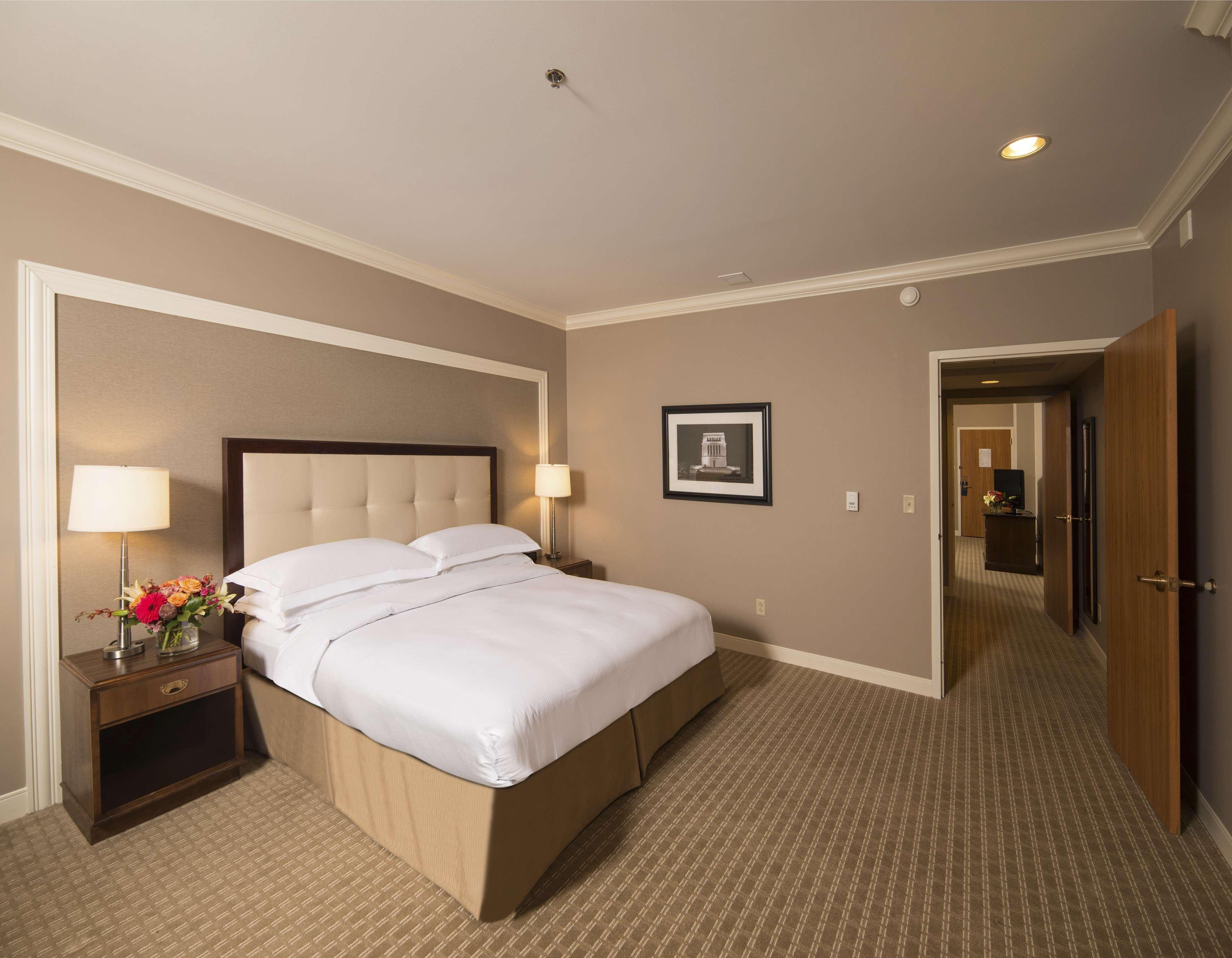 Hilton Indianapolis Hotel&Suites Exteriér fotografie